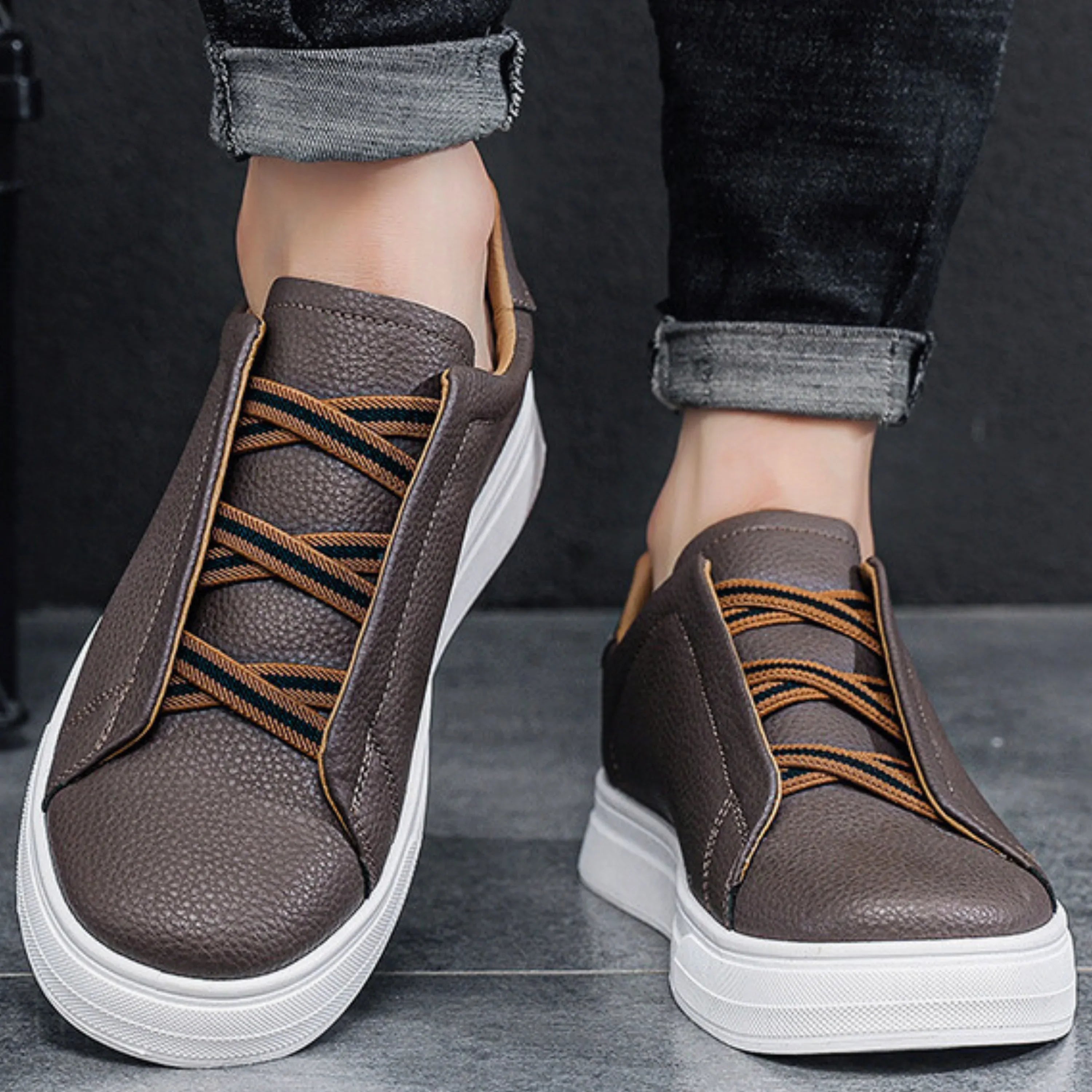 CHARLOTTE CANADA | MEN'S SLIP-ON SNEAKERS
