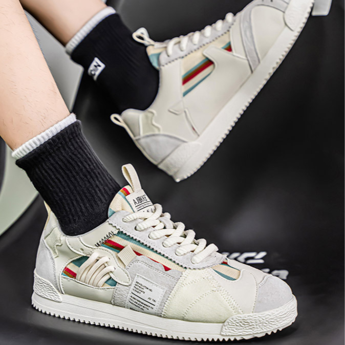 CHARLOTTE CANADA | RETRO SNEAKERS