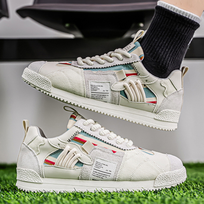 CHARLOTTE CANADA | RETRO SNEAKERS