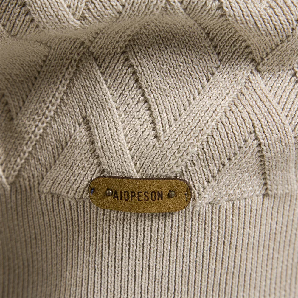 CHARLOTTE CANADA | MEN'S PLAID SWEATER