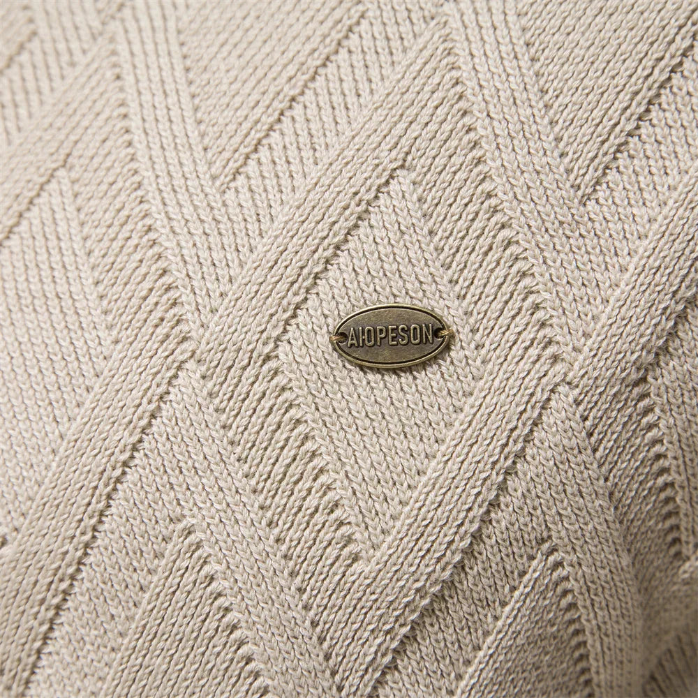 CHARLOTTE CANADA | MEN'S PLAID SWEATER