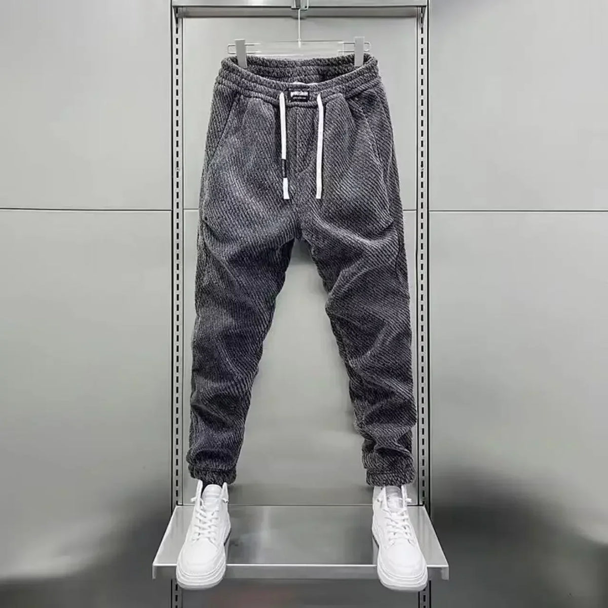 CHARLOTTE CANADA | CLASSIC SLIM FIT JOGGER PANTS