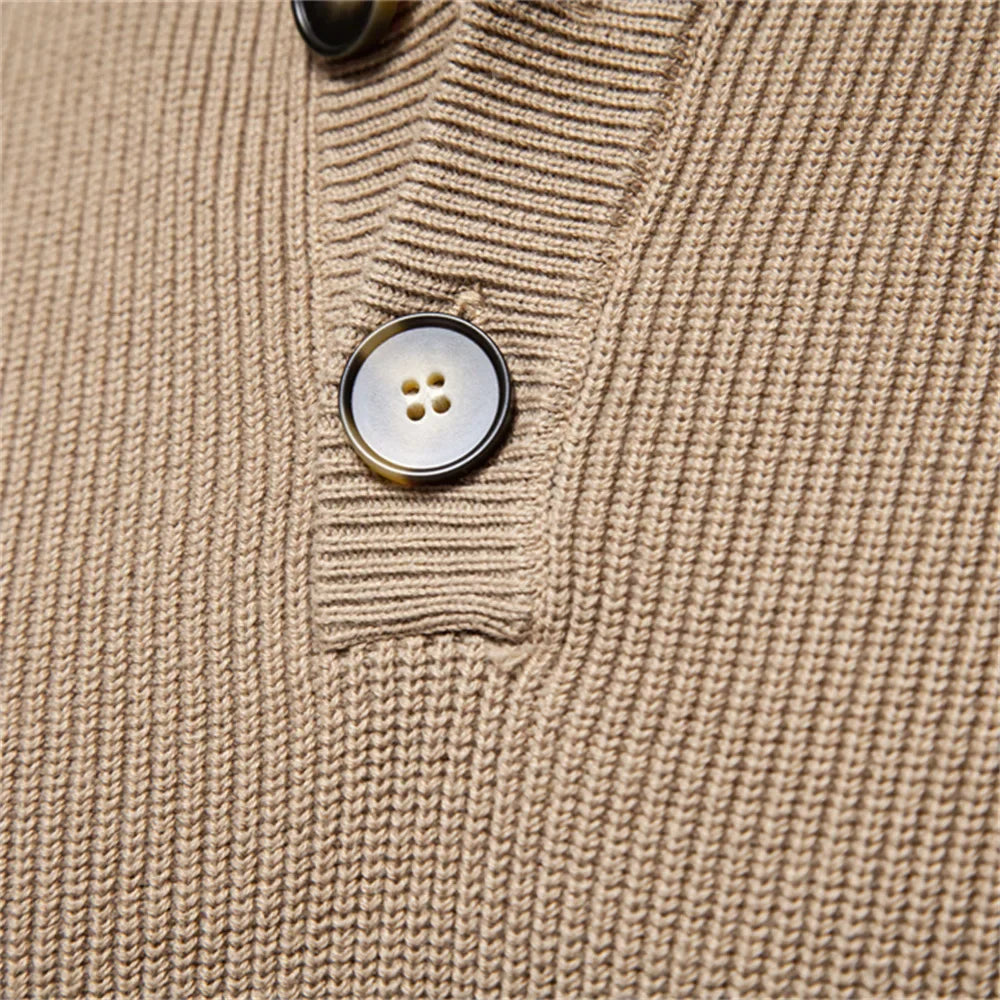 CHARLOTTE CANADA | MEN'S BUTTON DESIGN SWEATER