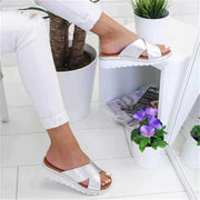 Lydia | Women's Cross Strap Slide Sandals
