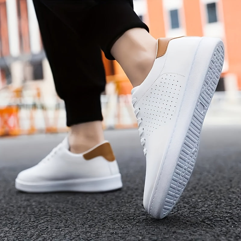 CHARLOTTE CANADA | MINIMALIST SNEAKERS FOR MEN