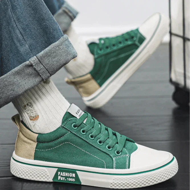 CHARLOTTE CANADA | LIGHTWEIGHT AND ELEGANT SNEAKERS