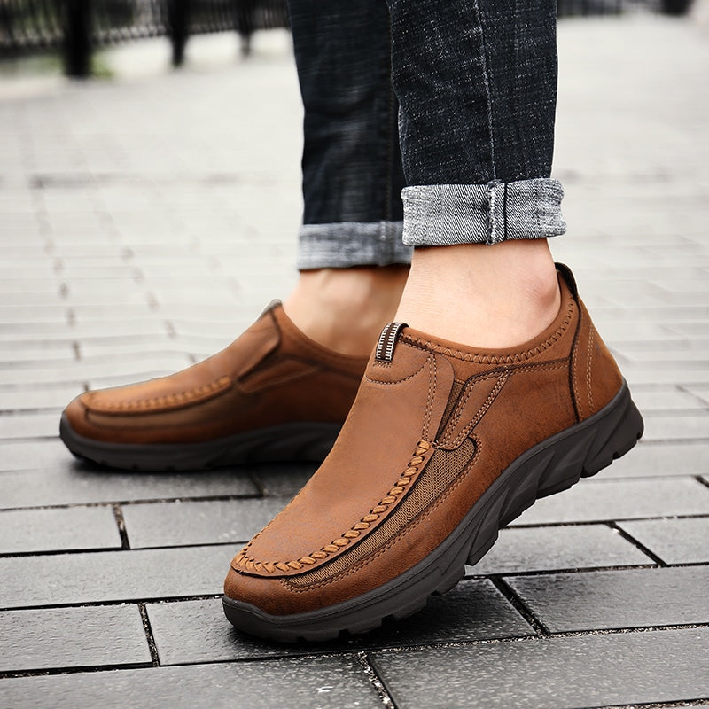 CHARLOTTE CANADA | MEN'S RELAXED SLIP-ON