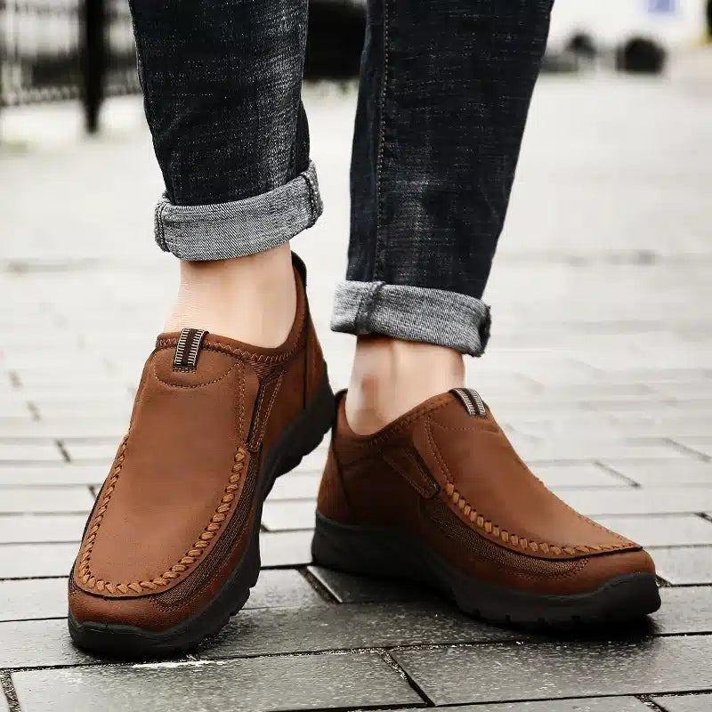 CHARLOTTE CANADA | MEN'S RELAXED SLIP-ON